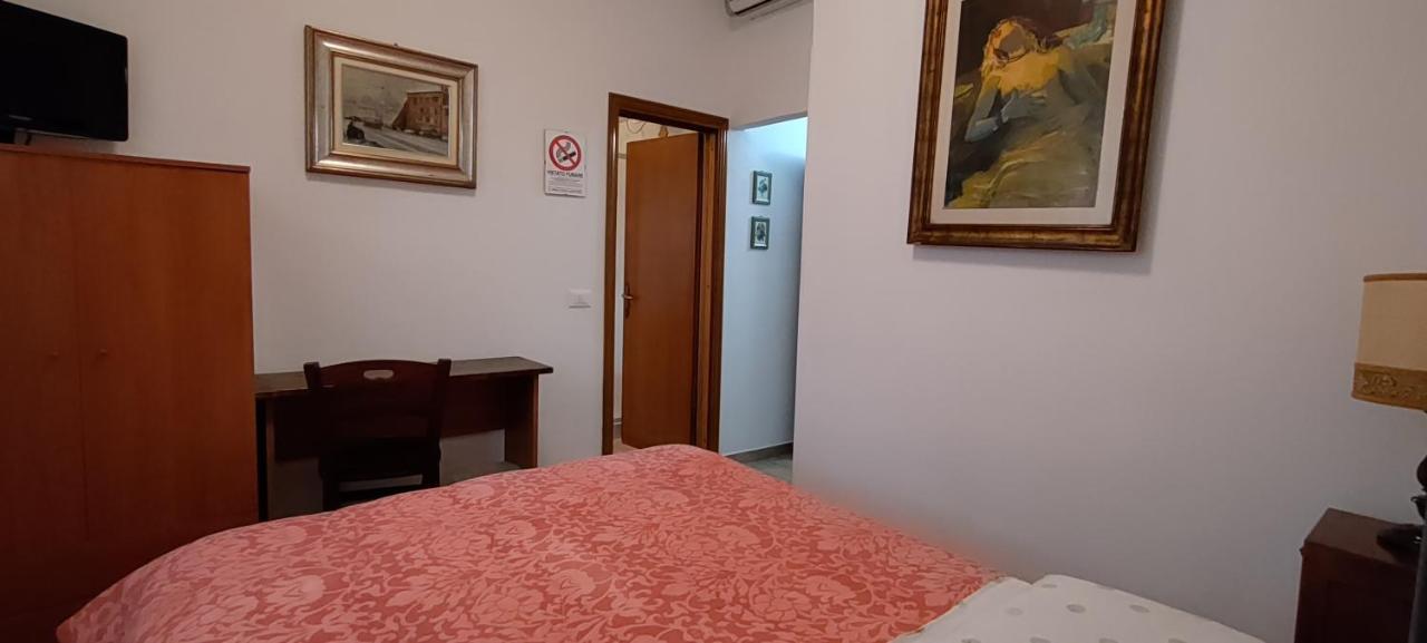 Pisa Central Station Room Rent Eksteriør billede