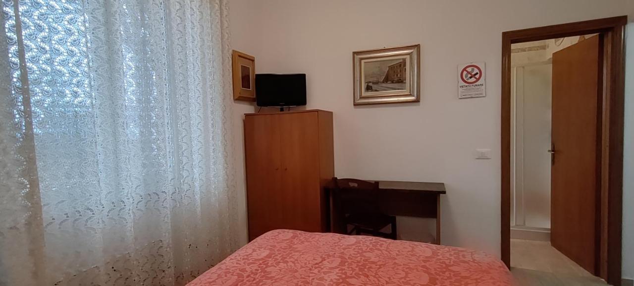 Pisa Central Station Room Rent Eksteriør billede